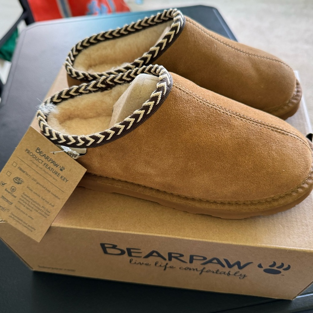Brand New Women Bearpaw Tabitha Slippers